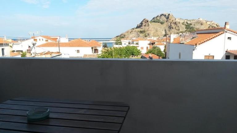Kostas Studios Apartments - Ενοικιαζόμενα Δωμάτια Με Κουζινάκι Myrina Zewnętrze zdjęcie