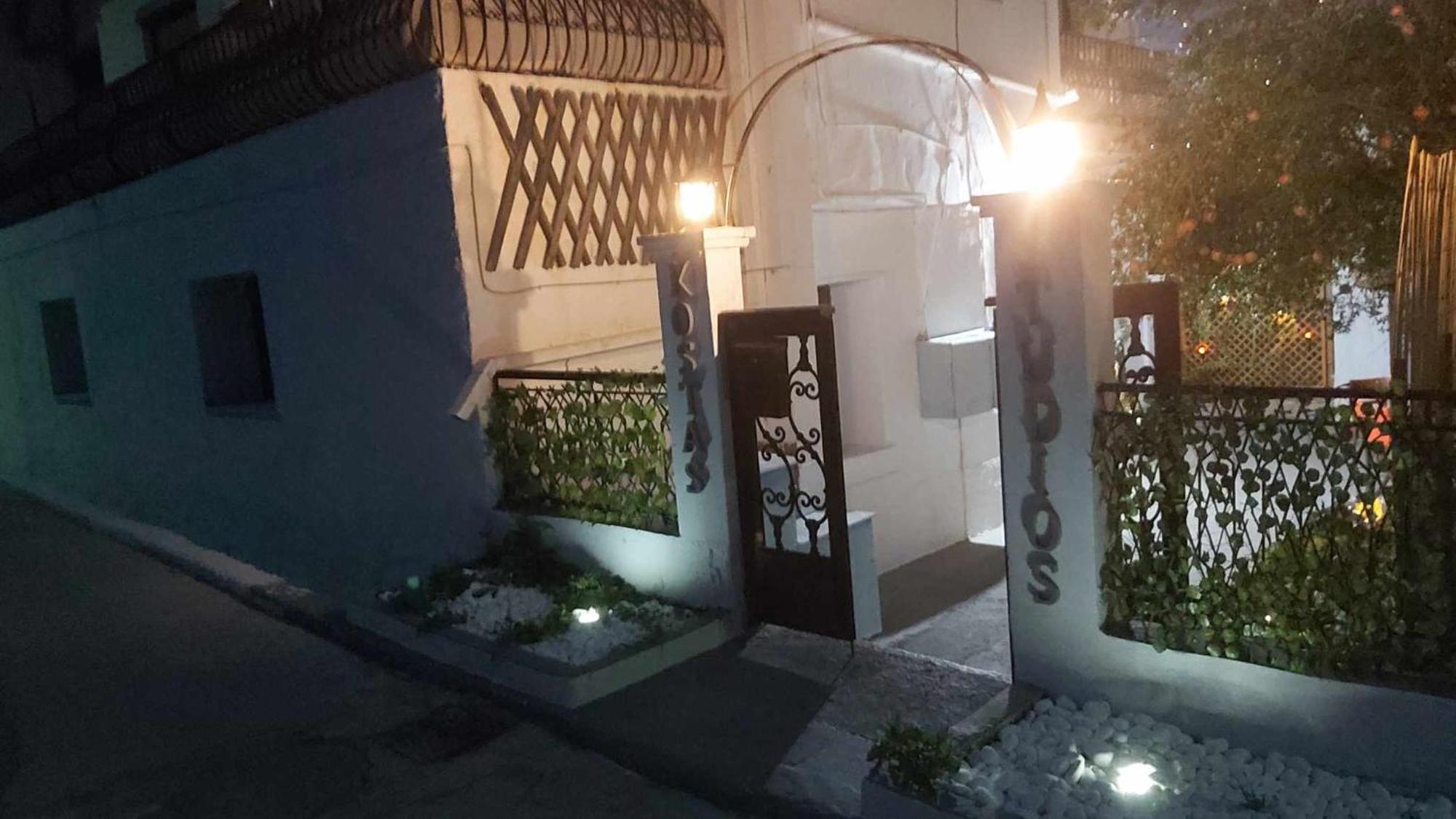 Kostas Studios Apartments - Ενοικιαζόμενα Δωμάτια Με Κουζινάκι Myrina Zewnętrze zdjęcie