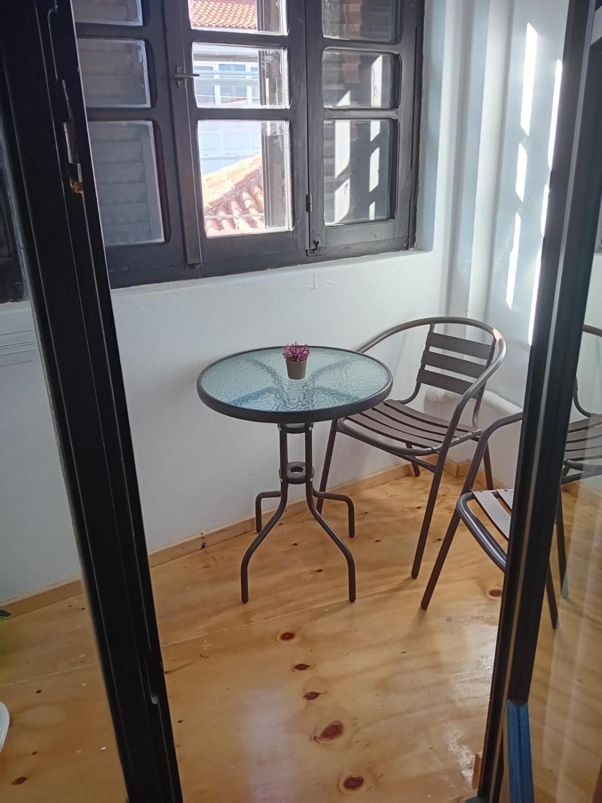Kostas Studios Apartments - Ενοικιαζόμενα Δωμάτια Με Κουζινάκι Myrina Zewnętrze zdjęcie