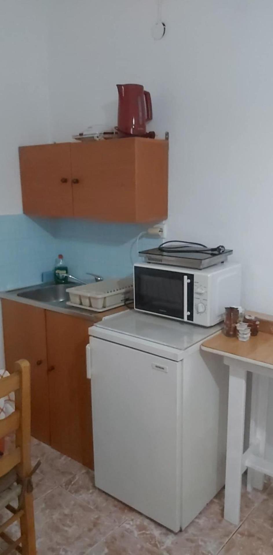 Kostas Studios Apartments - Ενοικιαζόμενα Δωμάτια Με Κουζινάκι Myrina Zewnętrze zdjęcie