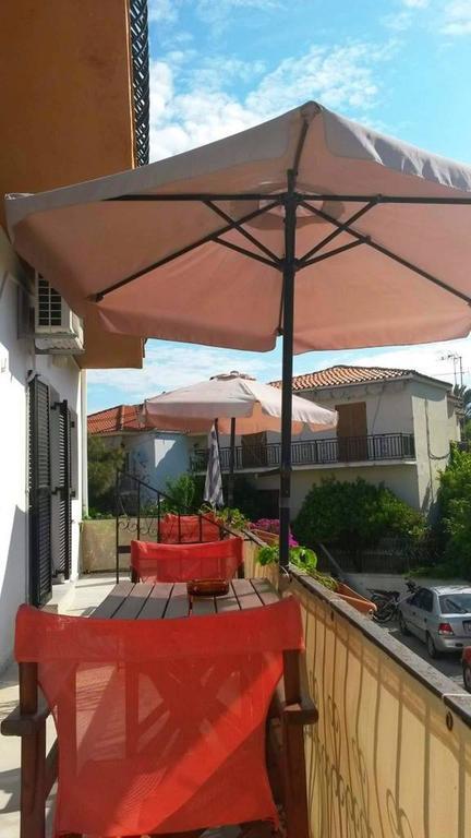 Kostas Studios Apartments - Ενοικιαζόμενα Δωμάτια Με Κουζινάκι Myrina Zewnętrze zdjęcie